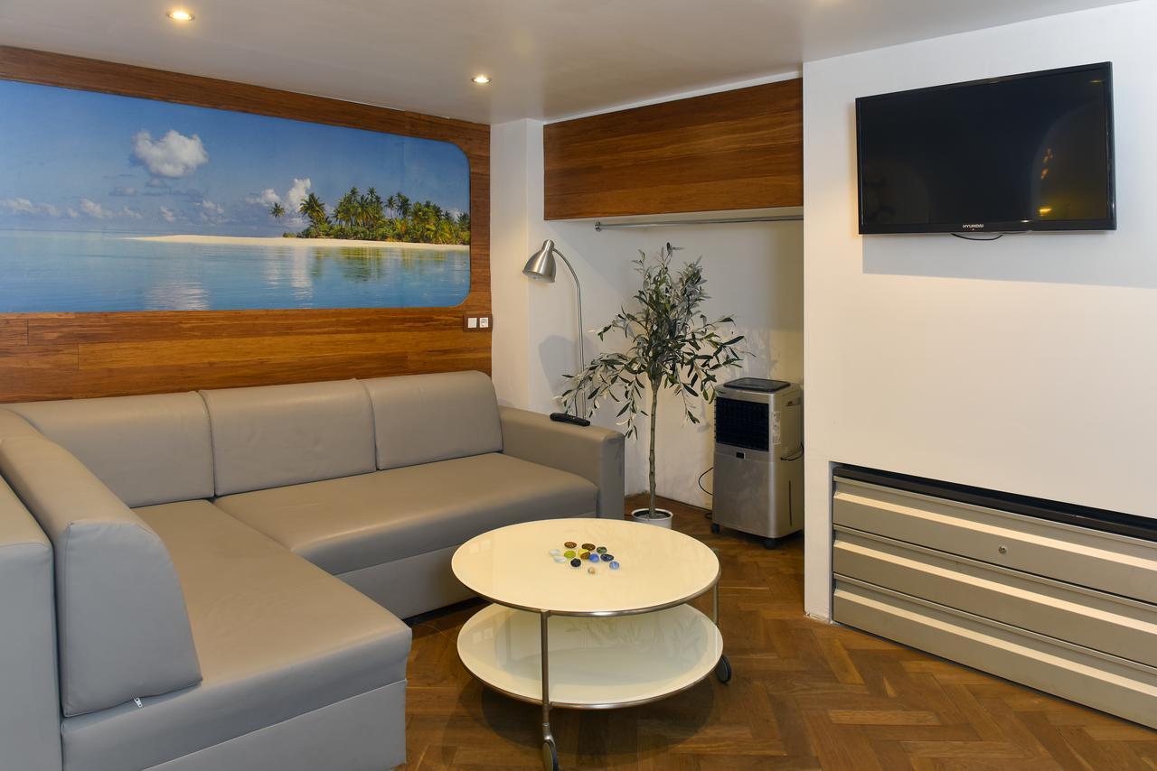 Walk Inn Váci 42 Budapest Kültér fotó